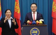 Э.Батшугар: Цаасан и-баримтыг халж байна