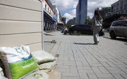 Нийтийн эдэлбэр газарт зөвшөөрөлгүй өргөтгөл хийвэл албадан буулгана