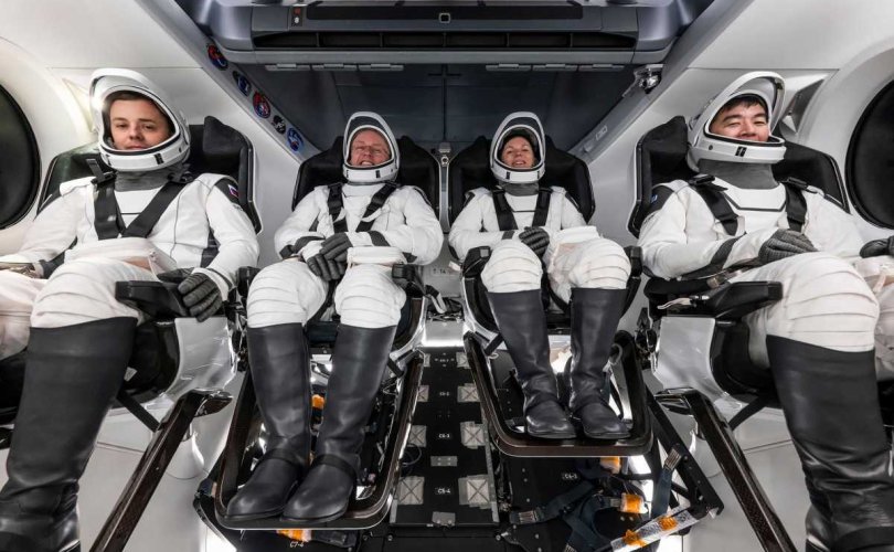 "Crew Dragon" сансрын хөлөг шинэ даалгавраа эхлүүлэв