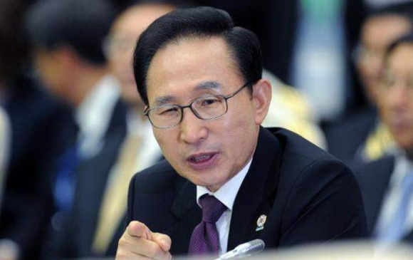 БНСУ-ын ерөнхийлөгч асан Ли Мен Багийн туслахыг баривчилжээ