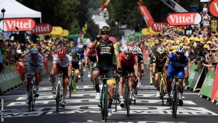 "Тур де Франс" уралдааныг Грег ван Авермат  тэргүүлж байна