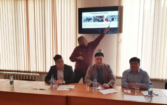 Олон улсын бага хуралд илтгэл хэлэлцүүллээ