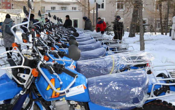 Байгаль хамгаалагчдад бартаат замын мотоцикль гардууллаа