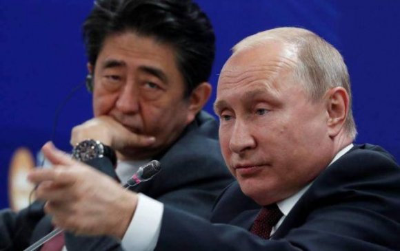 Шинзо Абэ, Путин нарын уулзалт эхэллээ