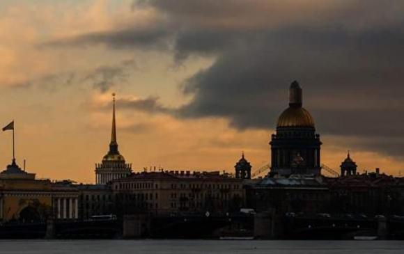 Хамгийн их ном уншдаг хот бол Санкт Петербург