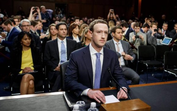 Цукербергийг "байцаасан" нь Facebook-ийн орлогыг нэмэгдүүлсэн үү?