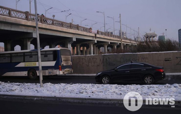 Энхтайваны гүүрэн доорх замыг түр хаалаа