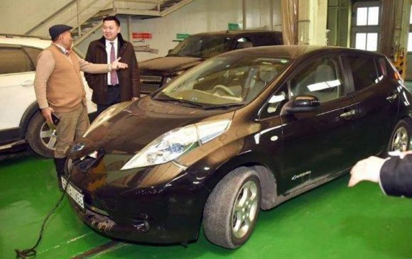 Н.Учрал гишүүн албан хэрэгцээндээ “Nissan Leaf” машин хөлөглөнө