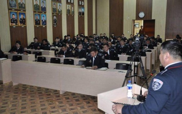 Цагдаагийн алба хаагчдын дунд цахим сургалт, хэлэлцүүлэг зохион байгуулагдлаа