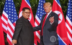 Трамп, Кимийн түүхэн уулзалтын эргэн тойронд