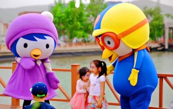 Pororo ба Petty бяцхан хүүхдүүдтэй цуг нэг өдрийг хөгжилтэй өнгөрүүллээ