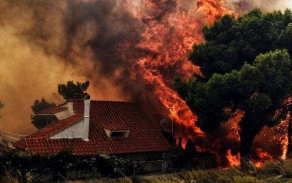 Грект ойн түймэр гарч, 20 хүн амь үрэгджээ